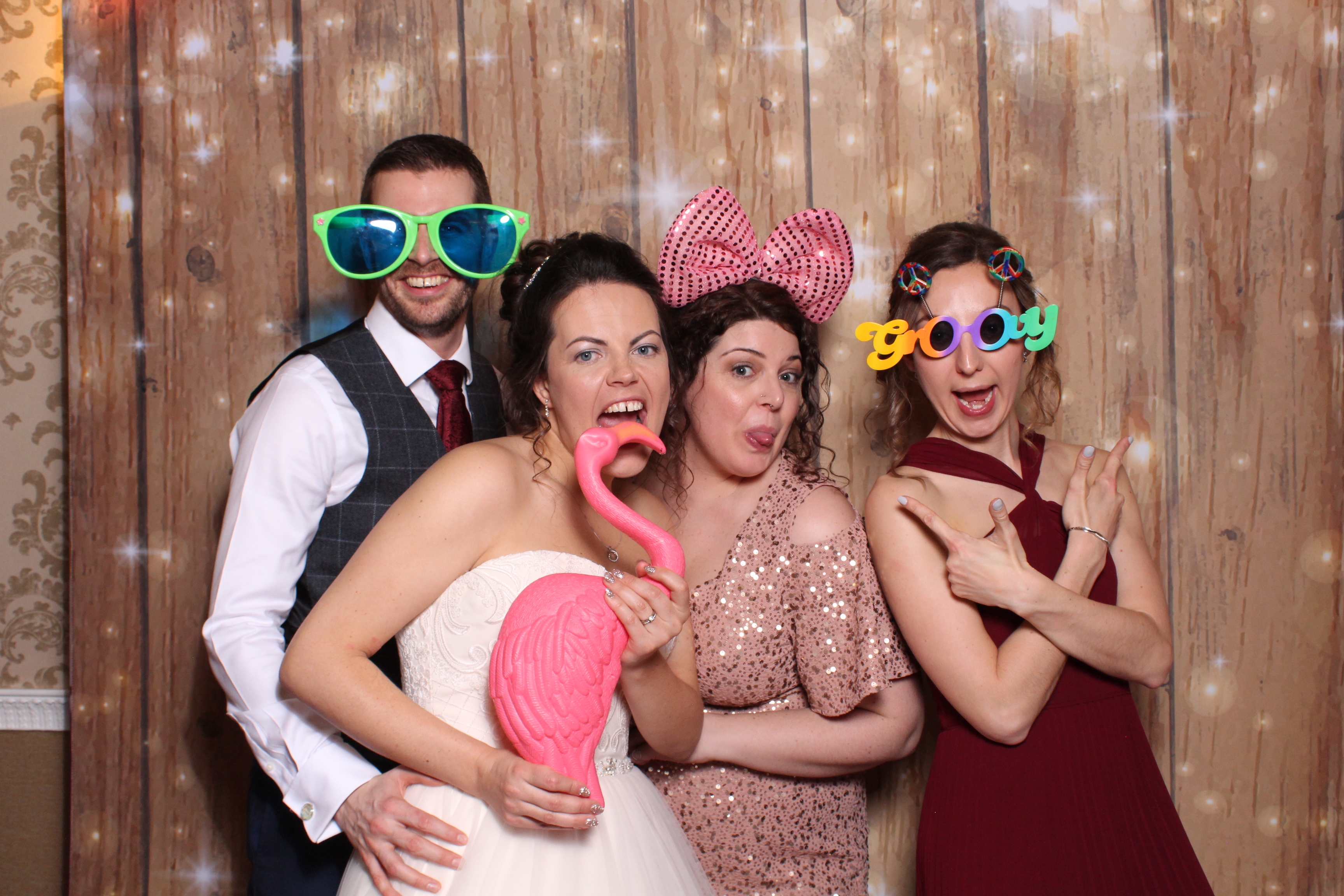 Mr & Mrs Sewell  | View more photos from the event at gallery.magicimages.uk/u/MagicImages/Mr-Mrs-Sewell